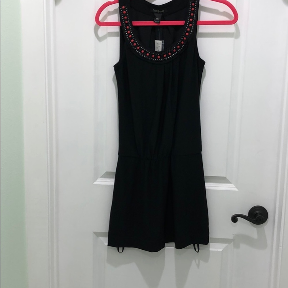 White House Black Market tunic